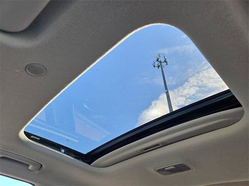 New 2026 Hyundai Venue SEL image 15