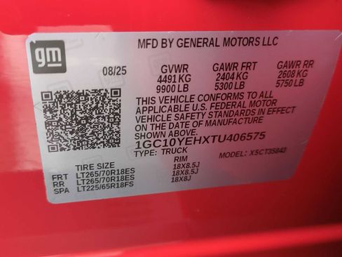 Used 2026 Chevrolet Silverado EV LT image 29