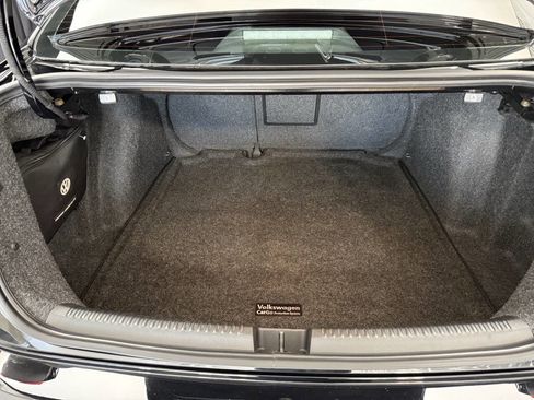 Used 2017 Volkswagen Jetta SEL image 23