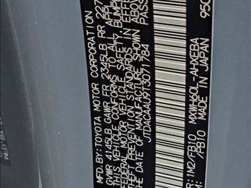 New 2026 Toyota Prius LE FWD image 17