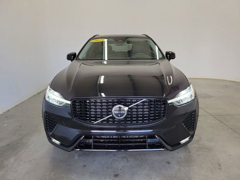 Used 2023 Volvo XC60 B5 Ultimate image 2