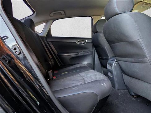 Used 2016 Nissan Sentra SR image 18