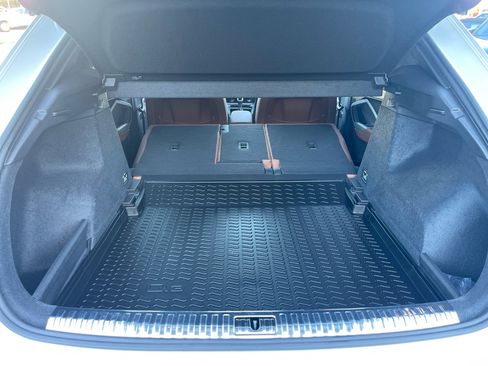 Used 2023 Audi Q3 2.0T Premium w/ Convenience Package image 71