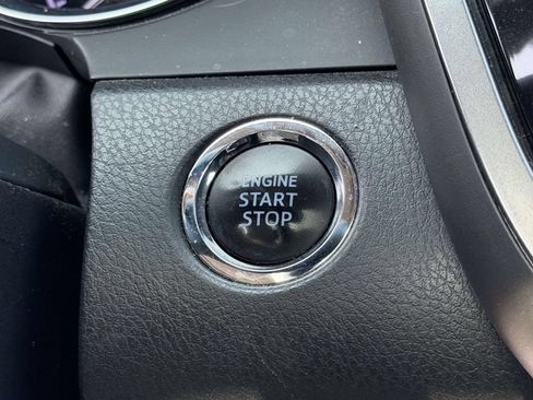 Used 2019 Toyota Camry XLE w/ Driver Assist Package FWD image 32