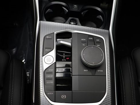 New 2026 BMW 330i xDrive Sedan w/ M Sport Package image 11