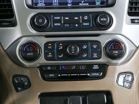 Used 2020 GMC Yukon SLT w/ Premium Edition RWD image 21