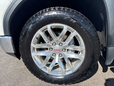 Used 2022 GMC Sierra 1500 SLT w/ SLT Premium Package AWD/4WD image 49