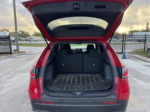 Used 2023 Honda HR-V Sport image 7