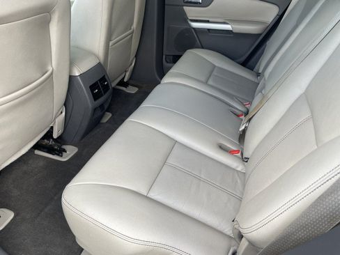 Used 2014 Ford Edge Limited FWD image 11