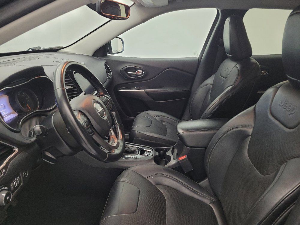 Used 2019 Jeep Cherokee Limited FWD image 17