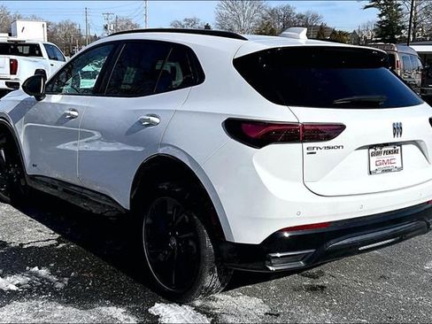 Certified 2025 Buick Envision Sport Touring image 4