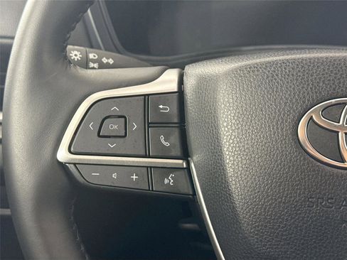 Certified 2024 Toyota Grand Highlander XLE image 20