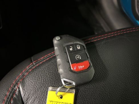 Used 2019 Jeep Wrangler Unlimited Rubicon w/ Dual Top Group image 18