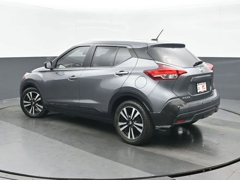Used 2020 Nissan Kicks SV image 5