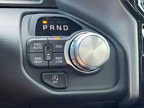 Used 2025 RAM 1500 Laramie w/ Sport Appearance Package AWD/4WD image 33