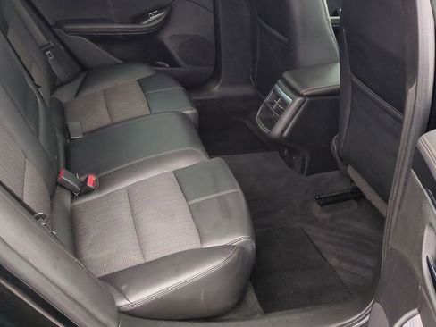 Used 2017 Chevrolet Impala LT image 20