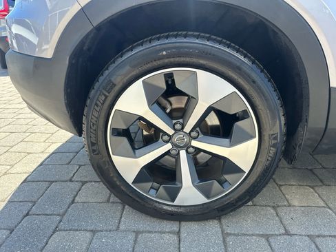 Used 2026 Volvo XC40 B5 Plus AWD/4WD image 32