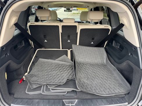 Used 2023 Mercedes-Benz GLB 250 GLB 250 image 16