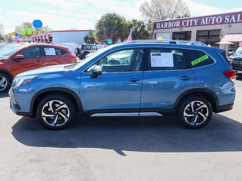 Used 2023 Subaru Forester Touring image 2