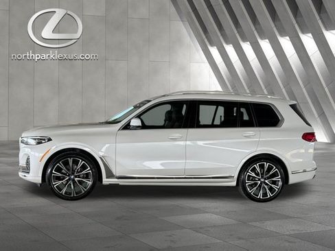 Used 2021 BMW X7 xDrive40i w/ Premium Package AWD/4WD image 1