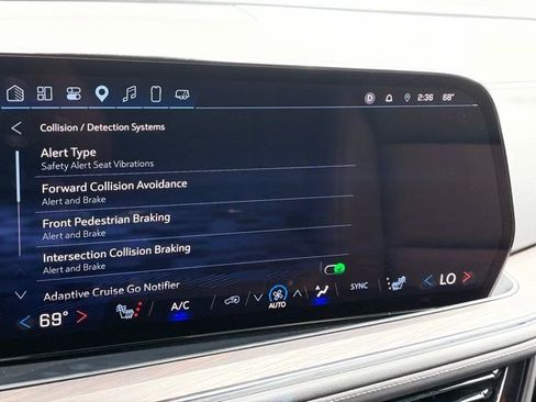 Used 2025 Chevrolet Tahoe LT image 19