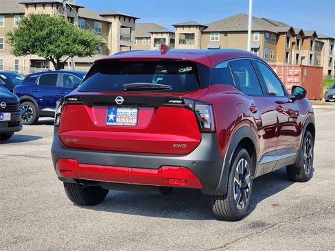 New 2025 Nissan Kicks SV w/ SV Premium Package image 3