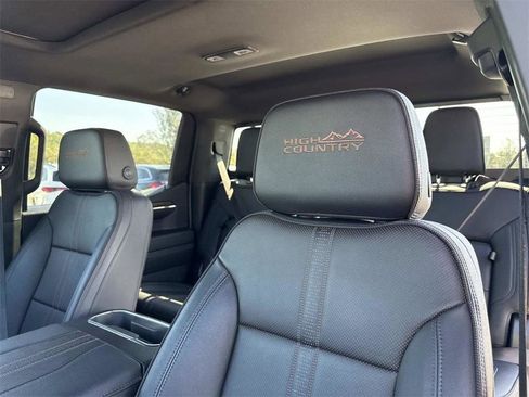 Used 2024 Chevrolet Silverado 1500 High Country w/ High Country Premium Package image 21