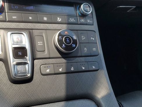 Used 2023 Hyundai Palisade Limited AWD/4WD image 30