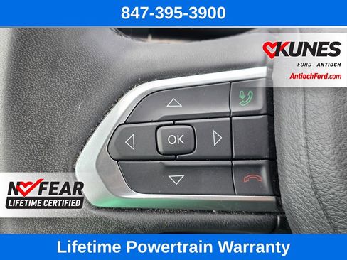 Used 2025 Jeep Compass Limited image 34