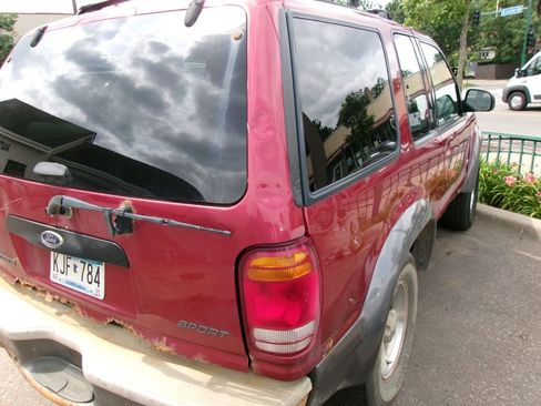 Used 2000 Ford Explorer Sport image 5