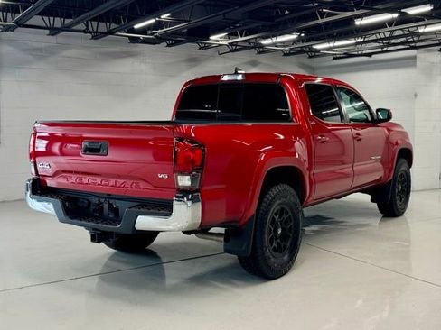 Used 2021 Toyota Tacoma SR5 image 6