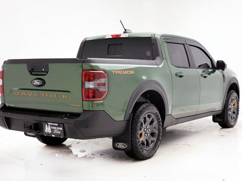 Used 2025 Ford Maverick Tremor image 9