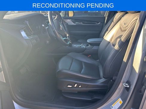 Used 2024 Cadillac XT6 Premium Luxury image 8