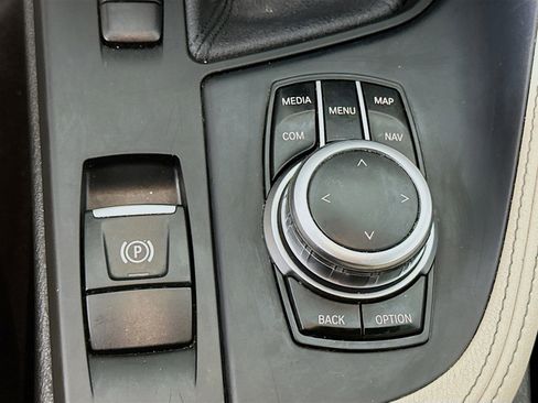 Used 2021 BMW X1 sDrive28i image 25
