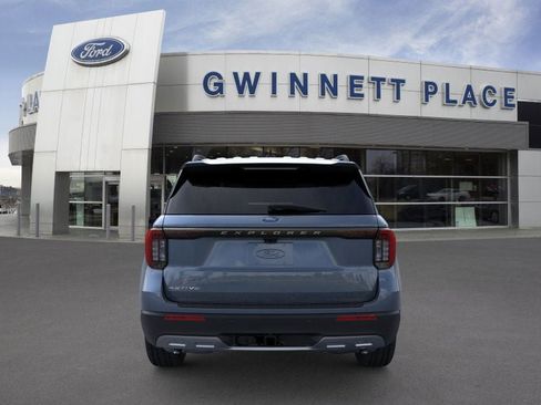 New 2025 Ford Explorer Active w/ Active Comfort Package image 5
