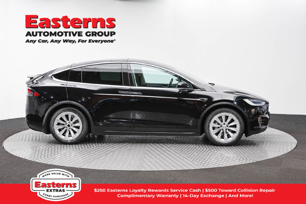 Used 2017 Tesla Model X 100D AWD/4WD image 5