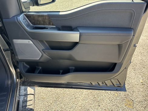 New 2026 Ford F250 Lariat w/ Black Appearance Package image 14