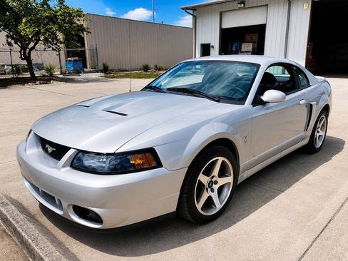 Used 2003 Ford Mustang Cobra RWD image 4