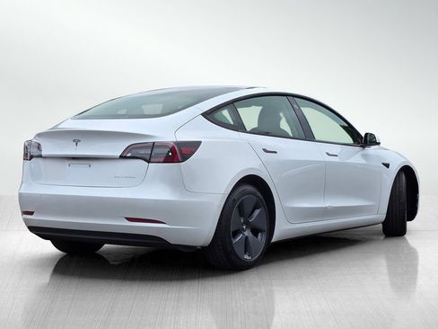 Used 2022 Tesla Model 3 Long Range AWD/4WD image 5