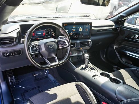 Used 2024 Ford Mustang Coupe RWD image 12
