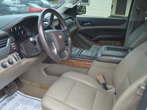 Used 2015 Chevrolet Suburban LTZ AWD/4WD image 14