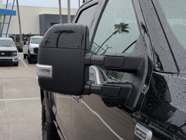Certified 2019 Ford F250 Limited w/ FX4 Off-Road Package AWD/4WD image 12