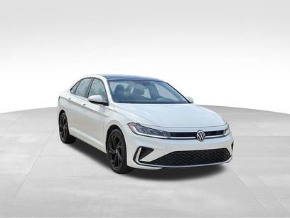 Used 2025 Volkswagen Jetta SE