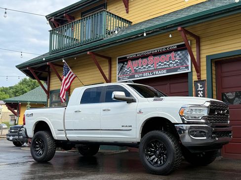 Used 2019 RAM 2500 Limited AWD/4WD image 1