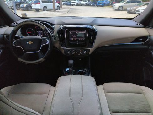 Used 2023 Chevrolet Traverse LS w/ Safety Package FWD image 20