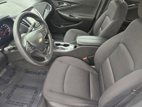 Used 2024 Chevrolet Malibu LT image 15