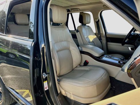Used 2021 Land Rover Range Rover AWD/4WD image 29