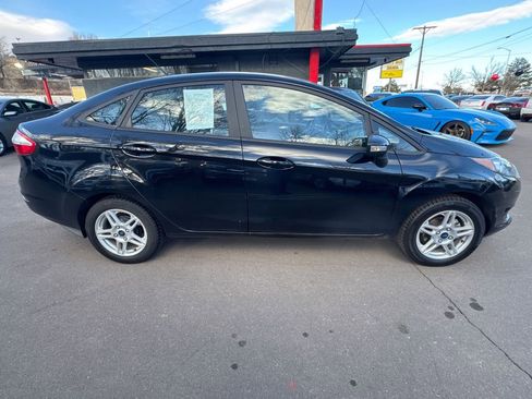 Used 2019 Ford Fiesta SE w/ Cold Weather Package image 8