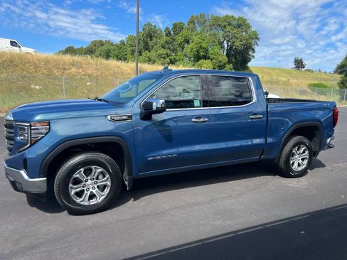 Used 2024 GMC Sierra 1500 SLT image 8