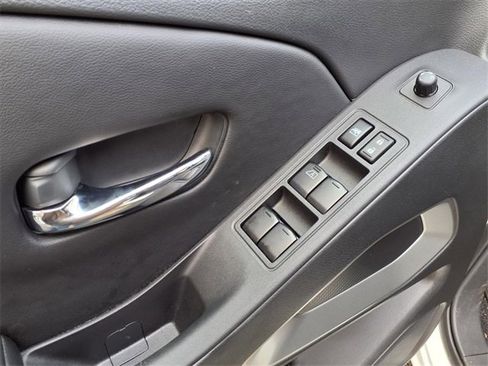 Certified 2025 Nissan Frontier SV w/ SV Convenience Package image 16